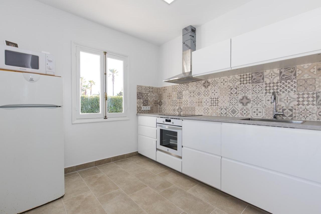 A 150m De La Playa Y Piscina Privada Ferienhaus Cala'N Bosch (Menorca)